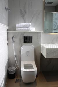 Ένα μπάνιο στο Lavita Villa - Stunning pool villa Ajman