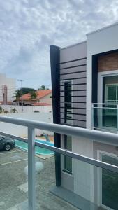 Bazén v ubytování Cumbuco Beach House nebo v jeho okolí