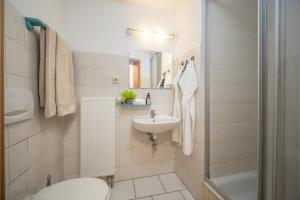 Ένα μπάνιο στο Gemütliches Studio in Altstadt - mit Sofa und Kochgelegenheit