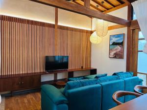 Μια τηλεόραση ή/και κέντρο ψυχαγωγίας στο Japanese Villa