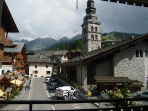 En generel udsigt til bjerge eller udsigt til bjerge taget fra lejligheden