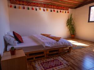 Postel nebo postele na pokoji v ubytování Martian Desert Camp + 74 fotografií