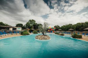 Gambar di galeri bagi Camping Paradis du Quinquis di Clohars-Carnoët