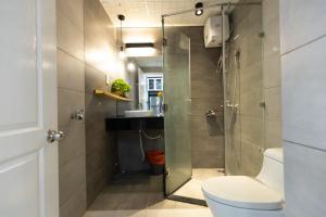 Ένα μπάνιο στο Oasky Vũng Tàu - D'Homes Sea & City View +46 φωτογραφίες