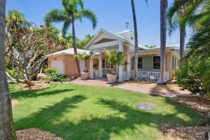 Aed väljaspool majutusasutust Honu Hale