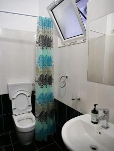 Ένα μπάνιο στο Vila aria pura +33 φωτογραφίες