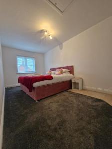 Gallery image of Knoll House - 6 separate beds in Bedford