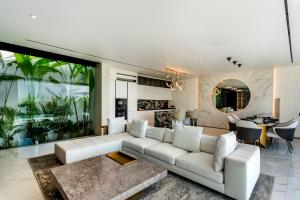 Χώρος καθιστικού στο Sky Star Uluwatu