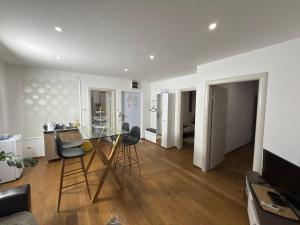 Μια τηλεόραση ή/και κέντρο ψυχαγωγίας στο Sandra apartmani