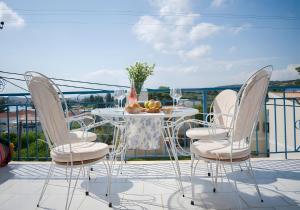 Balkón nebo terasa v ubytování Joan Serenity Apartment