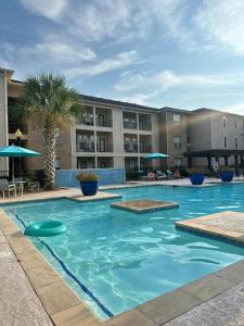 Bassein majutusasutuses Bright 1BR in Magnolia Near Woodlands Waterway või selle lähedal