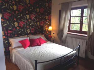 Кровать или кровати в номере Villa Martina +17 фотографий