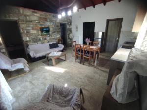 Gallery image of Εξοχικό Στο Δύσβατο in Mesochórion