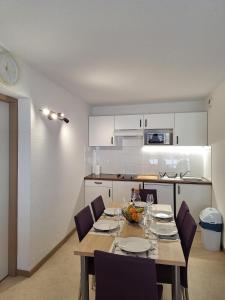 Η κουζίνα ή μικρή κουζίνα στο Appartement t3