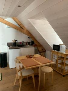 Køkken eller tekøkken på Studio au cœur du centre ville