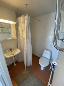 Ένα μπάνιο στο Practical Apartment for 2 +1 φωτογραφίες