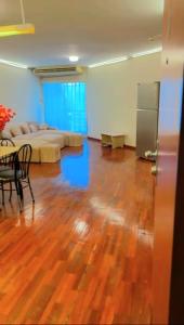 Φωτογραφία από το άλμπουμ του River View Bangkok Apartment στη Μπανγκόκ
