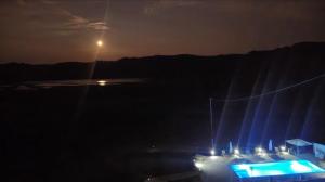 Naturlandskabet i nærheden af villaen