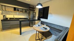 Η κουζίνα ή μικρή κουζίνα στο 208-2 · Apê Luxo em Anápolis