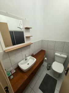 Koupelna v ubytování Hotel Germânico + 28 fotografií