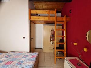 Ένα ή περισσότερα κρεβάτια σε δωμάτιο στο Bungalow in Waldbrunn +32 φωτογραφίες