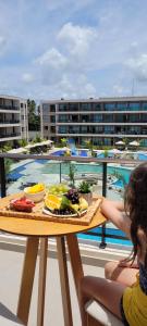 Φαγητό σε αυτό το ξενοδοχείο διαμερισμάτων ή κάπου εκεί κοντά