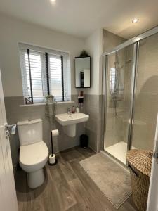 Imagen de la galería de Amersham House - sleeps 6, pets free, en Northallerton