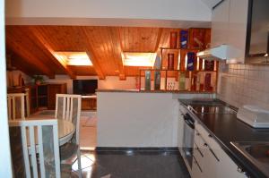 Afbeelding uit fotogalerij van Apartment Borna in Baška +12 foto's