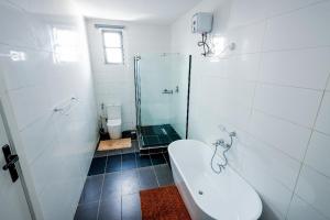 Afbeelding uit fotogalerij van 4 bedroom penthouse in Lekki