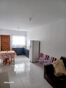 Χώρος καθιστικού στο Casa aconchegante-Pontal Norte