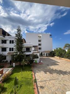 Το κτήριο όπου στεγάζεται  το διαμέρισμα