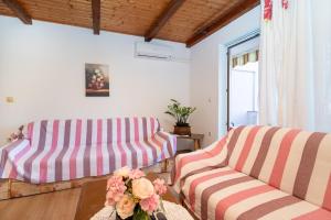 Ένα ή περισσότερα κρεβάτια σε δωμάτιο στο Apartment Kampor 5014b