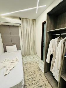 Gallery image of Inside Pyramids Inn in Banī Ghālib +17 photos