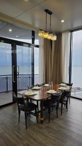 Fotografie z fotogalerie ubytování The Grand v destinaci Suva + 7 fotografií