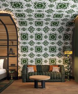 Χώρος καθιστικού στο Canopy By Hilton Izmir Bomonti