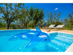 Gallery image of Villa Romansa near Split- heated pool peace, bbq in Krušvar