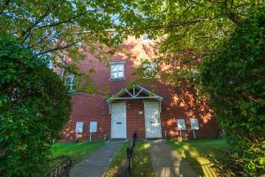 Κήπος έξω από το Absolute Tranquillity Home