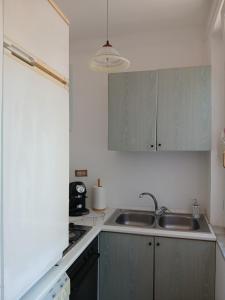 Villa Elenaにあるキッチンまたは簡易キッチン