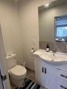 Phòng tắm tại Comfort Stay Christchurch