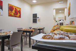 Jedlo v ubytovaní bed & breakfast alebo blízkom okolí