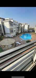 Bazén v ubytování Maison 7 Mirage Resort nebo v jeho okolí