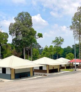 Budova, kde se kapslový hotel nachází