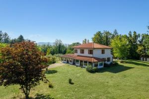 Κήπος έξω από το Villa Cinzia