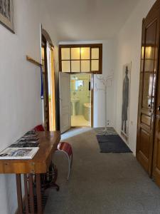 Kuchyň nebo kuchyňský kout v ubytování Stylish 90m2 2-Bedroom Apartment in Brno Centre with Balcony & Workspace + 1 fotografie