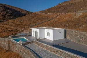 Бассейн в Alyki Luxury Villas или поблизости