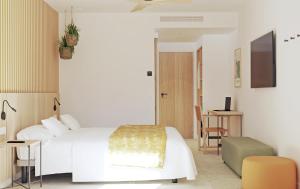 Gallery image of Tangerine by Honne Hotels - Adults Only in Magaluf +42 photos