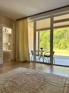 Fotografie z fotogalerie ubytování KalyNove апартаменти v destinaci Verkhniy Yasenov