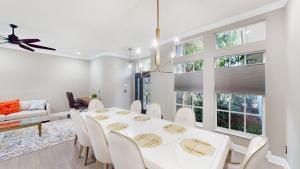 Gallery image of The Riverview Estates Sauna And Heated Pool in Riverview