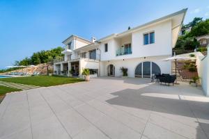 Budova, kde se bed and breakfast nachází