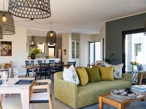 Χώρος καθιστικού στο Brakkloof Self-Catering